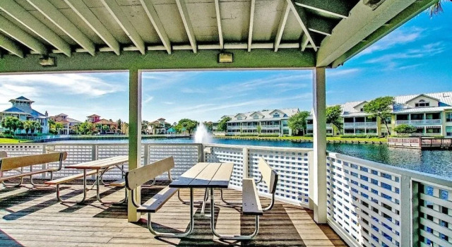 Beach Cottage 187 by RedAwning, Varaa Lomakoti Miramar Beach Emerald Coast