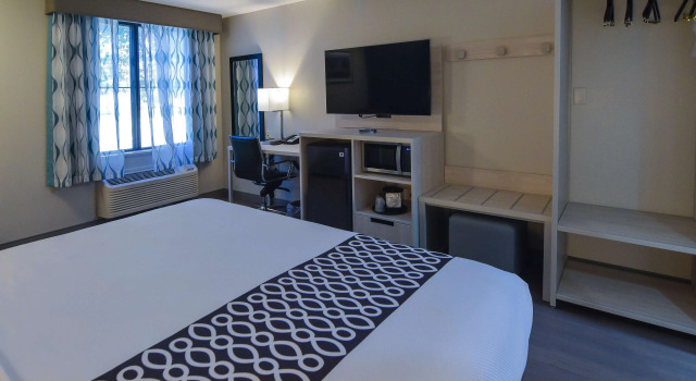 Двухместный номер Standard Best Western Plus Lafayette Hotel University Area