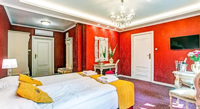 Студия ROYAL PALACE Centrum Bankietowe
