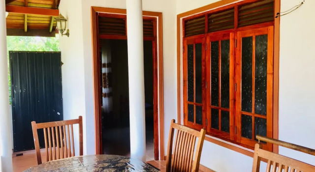 Коттедж Lake View Home Stay Tangalle