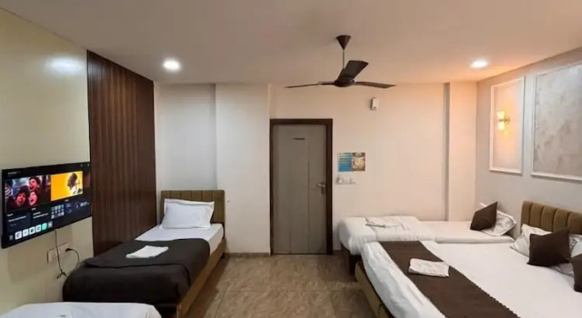 Люкс Hotel Kiwi Inn