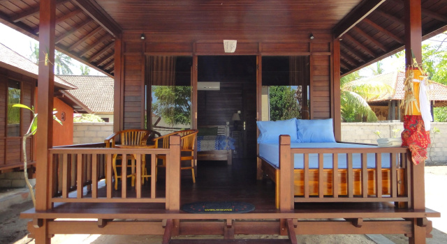 Suka Beach Bungalow, Забронировать Отель Отели Лембонган с парковкой, рядом с Пляж Нуса Лембонган, Парковка