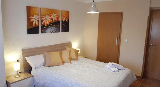 Bonito apartamento con terraza junto al centro de Alicante, Book Apartment Alicante Pamplona
