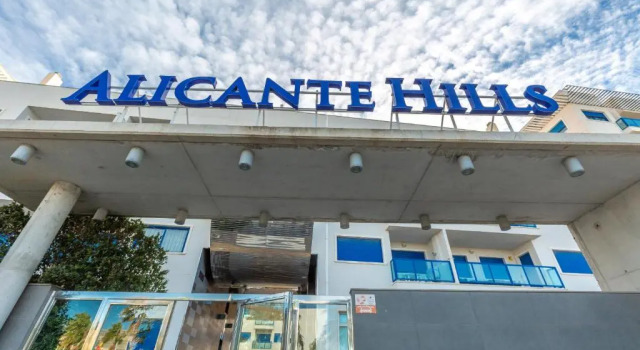 Alicante Hills Premium, Забронировать Отель Отели Аликанте с бассейном, рядом с Парк «Эль-Пальмераль», Бассейн