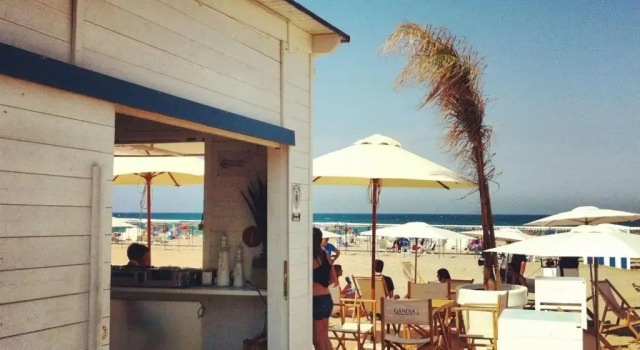 Hugo Beach Hotel