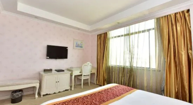 Люкс Business fenghuaxinpujingshangwujiudian