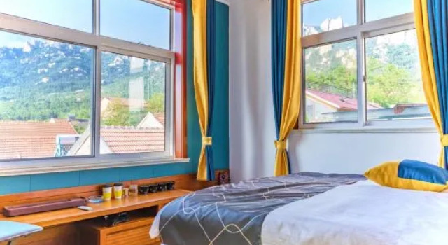 Люкс Yunshang Four Seasons Homestay (Laoshan Yangkou Beach Store)