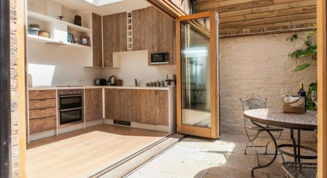 Stylish One Bedroom Chelsea Apartment