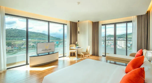 Номер Standard DeLaSea Ha Long Hotel - Modern Bayview Escape