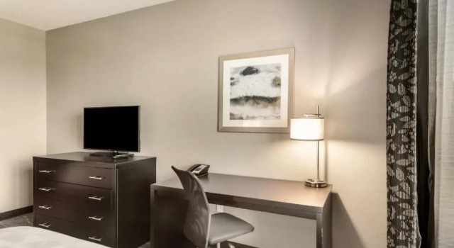 Четырёхместный люкс Holiday Inn & Suites Silicon Valley - Milpitas by IHG