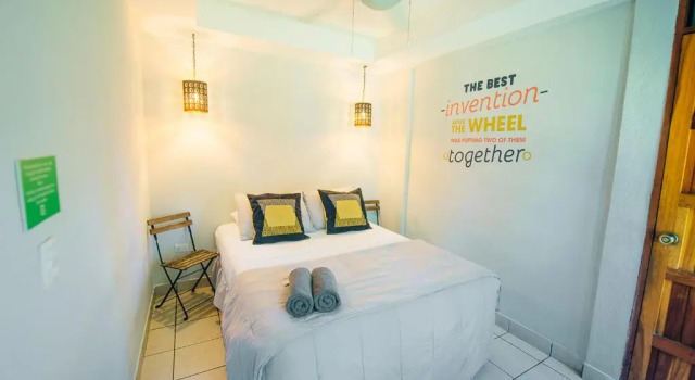 Двухместный номер Standard с красивым видом из окна La Bicicleta Hostal