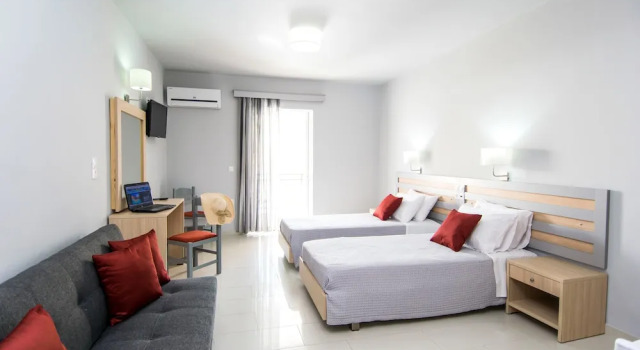 Студия Superior с красивым видом из окна Hera Zakynthos Hotel