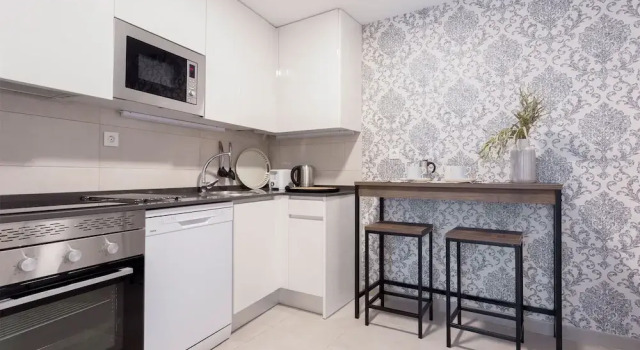 Апартаменты Lovely 2-bedroom Apartment in Exclusive Area of Madrid Madrazo V