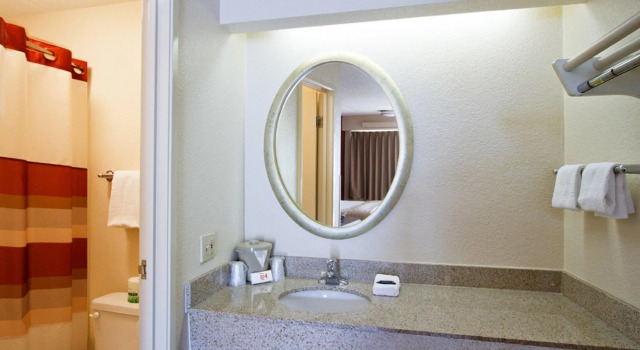 Двухместный номер Superior Red Roof Inn Syracuse