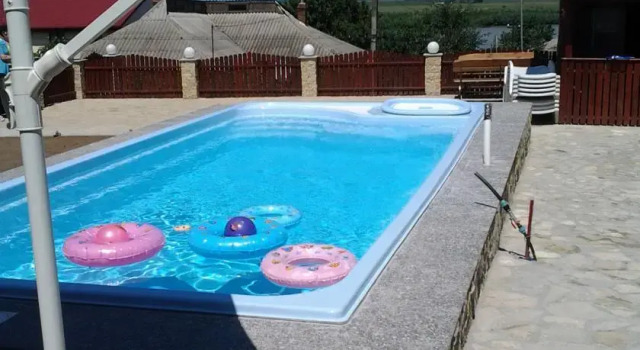 Delta Rustic, Rezervați Hotel Hoteluri în Tulcea cu piscină, Piscină