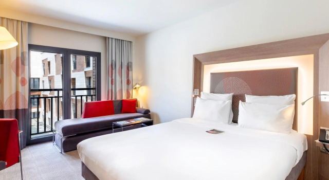 Двухместный номер Superior Novotel Istanbul Bosphorus Hotel