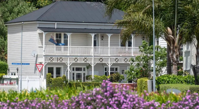 Ports Keep - Napier Holiday Home