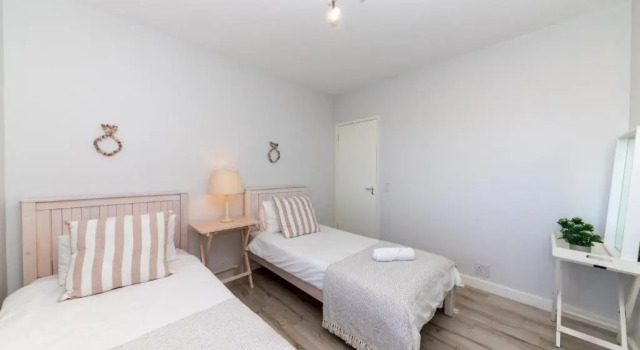 Апартаменты Dolphin Beach C110