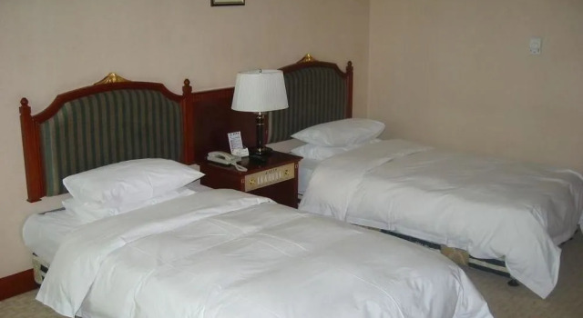 Liaoning, Rezervasyon Otel Shenhe 