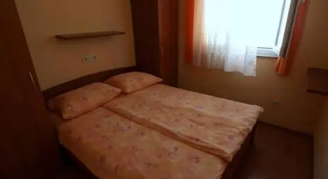 Guest House Sandra, Prenota Affittacamere Hotel a Isole Quarnerine con parcheggio, Parcheggio