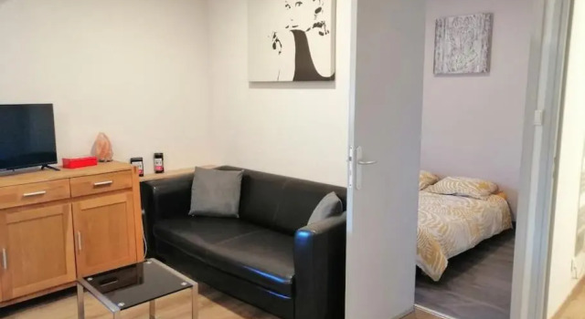 Joyeuse, superbe appartement d'environs 30m2., Забронировать Апартаменты/квартира Жуайёз Ardèche, рядом с Le Petit Rocher