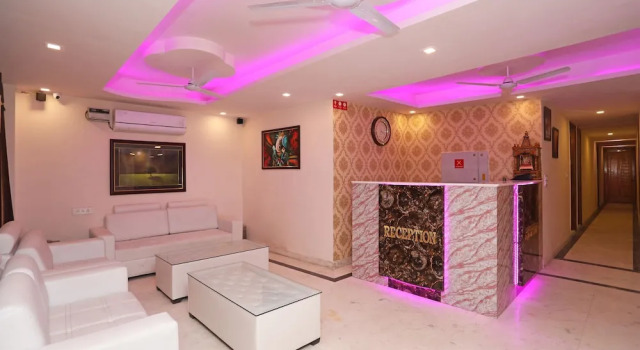 Capitol O 10558 Welcome Inn, Забронировать Отель Отели Нью-Дели с завтраком, Завтраки