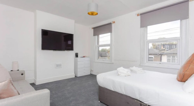 Quiet 2 Bedroom Flat in Peckham Rye