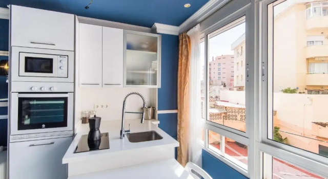 Luxury Torremolinos, Забронировать Отель Отели Торремолинос с бассейном, рядом с Парафия Архангела Михаила, Бассейн