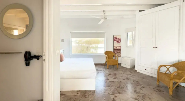 Номер Superior Eagles Nest Mykonos Suites & Apartments - Shared Pool & Jacuzzis