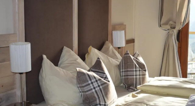 Пятиместный номер Standard Jägerhotel