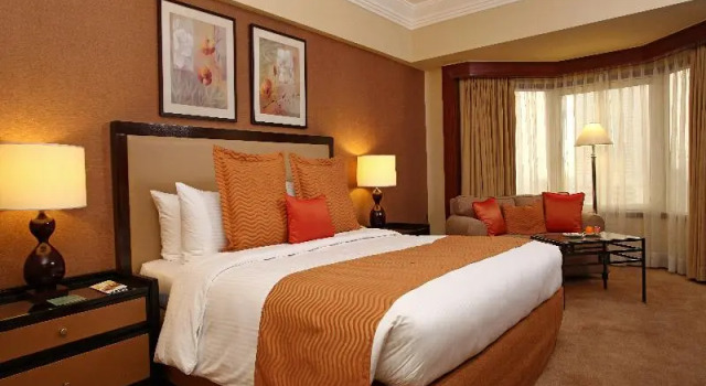 Номер Standard Diamond Hotel Philippines