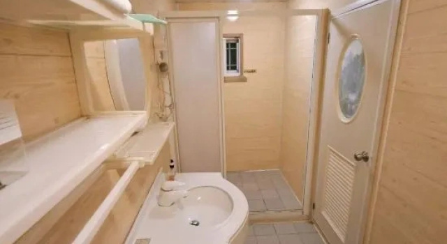 Кровать в общем номере Big Stone Farm B&B