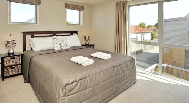 Regents 94B - Christchurch Holiday Homes, Забронировать Отель Риккартон 