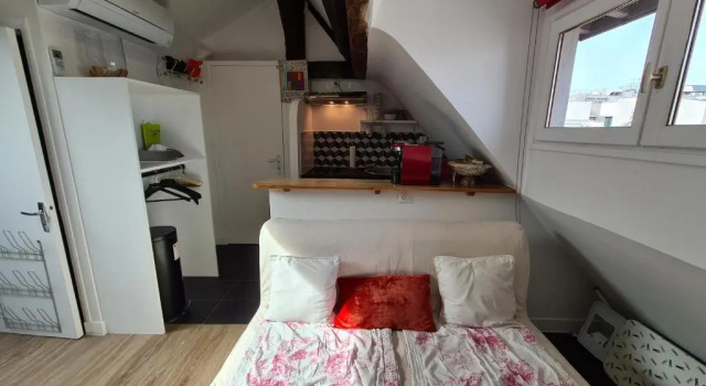 Appartement Cœur de Paris avec vue sur les toits, Забронировать Апартаменты/квартира Отели 1-й округ: Лувр - Париж с парковкой, Парковка