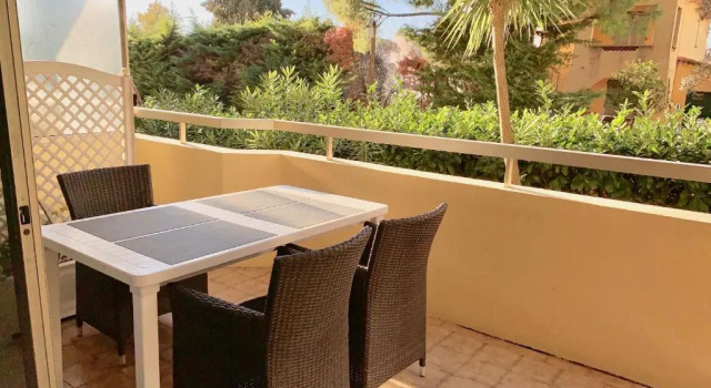 Апартаменты Antibes Juan les Pins center,1 bedroom apart, pool