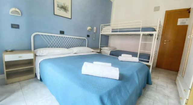 Четырёхместный номер Standard Hotel Stella Alpina