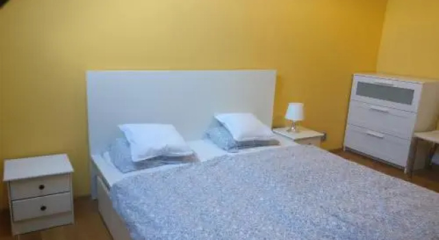 Deli`s Retreat, Rezerwuj Apartament Hotele w Central Bohemia z parkingiem, Parking