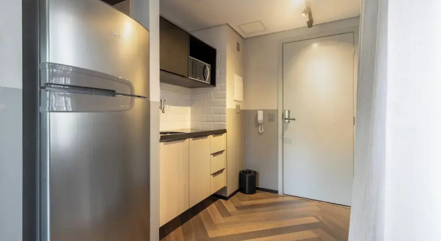 Студия Standard Housi Faria Lima