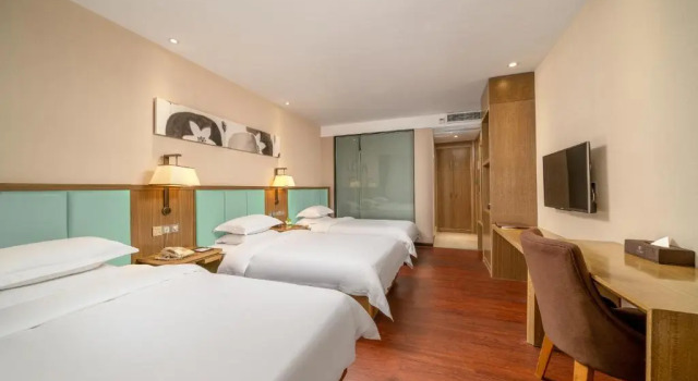 Трёхместный номер Deluxe Guangzhou Boyi Hotel