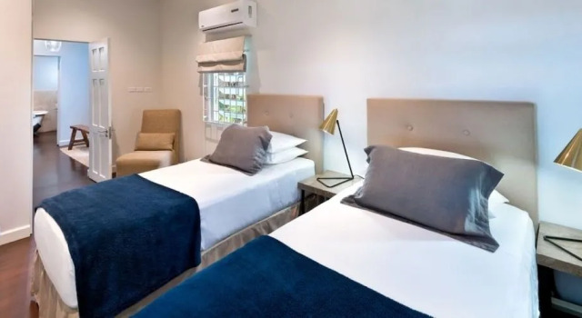 Villa La Lune, Book Villa 4-stjernede hoteller i Speightstown, 4*