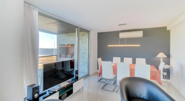 Oceana Suites Isabel ∙ Suite 204
