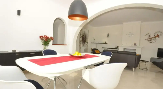 Коттедж Villa With Views Like the Pool, Sea, Meia Praia