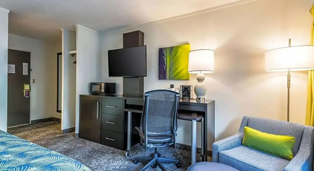 Двухместный номер Standard с видом на внутренний двор Oasis Hotel and Conv Center, an Ascend Collection Hotel