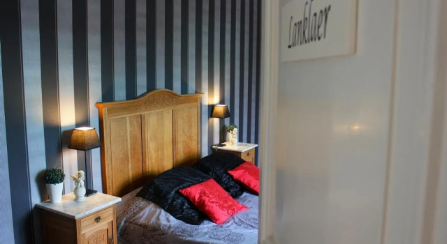 Huyze Max Bed & Breakfast, Prenota Hotel Dilsen-Stokkem Maasland
