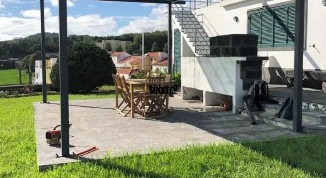 Коттедж Recent Villa, Located in a Quiet Residential Area, 2km From the Center