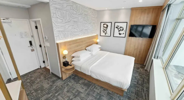 Номер Standard с видом на реку Tower Hotel at Fallsview