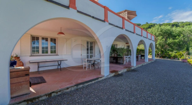 Palazzina nel Verde - Apartment 1 in a panoramic position on Marina di Campo-PALAZZINA NEL VERDE N° 1