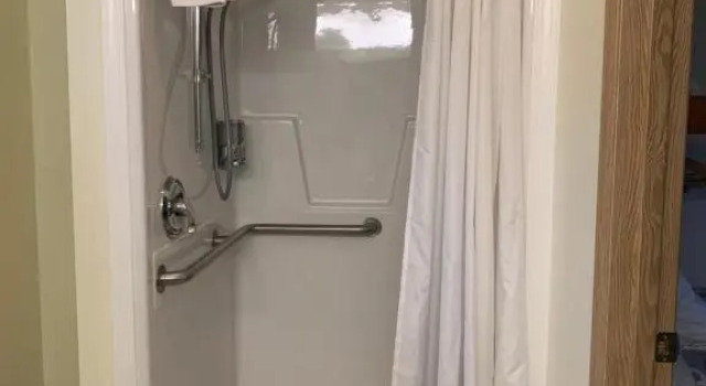 Четырёхместный номер Standard Marina Motel