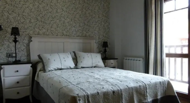 Hospedería rural Santa Cruz, Buchen Sie Hotel Socobio Valles Pasiegos