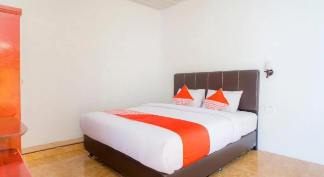 OYO 2186 Tongging Beach, Prenota Hotel Tongging Sumatra